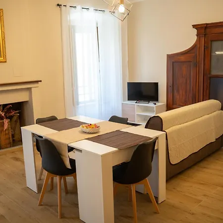 Nyaraló Via Mentana *